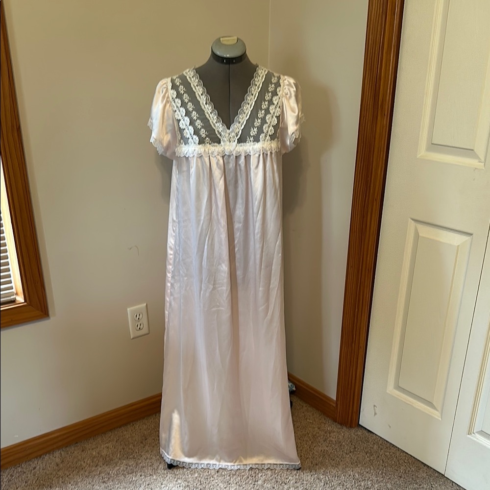 Dior White Lace Trim Nightgown